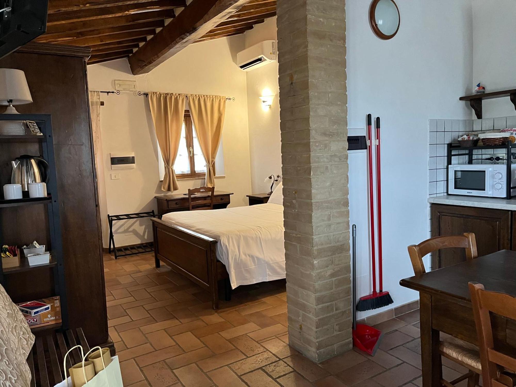 Agriturismo Le Querciole In Val D'Orcia Bagno Vignoni Δωμάτιο φωτογραφία