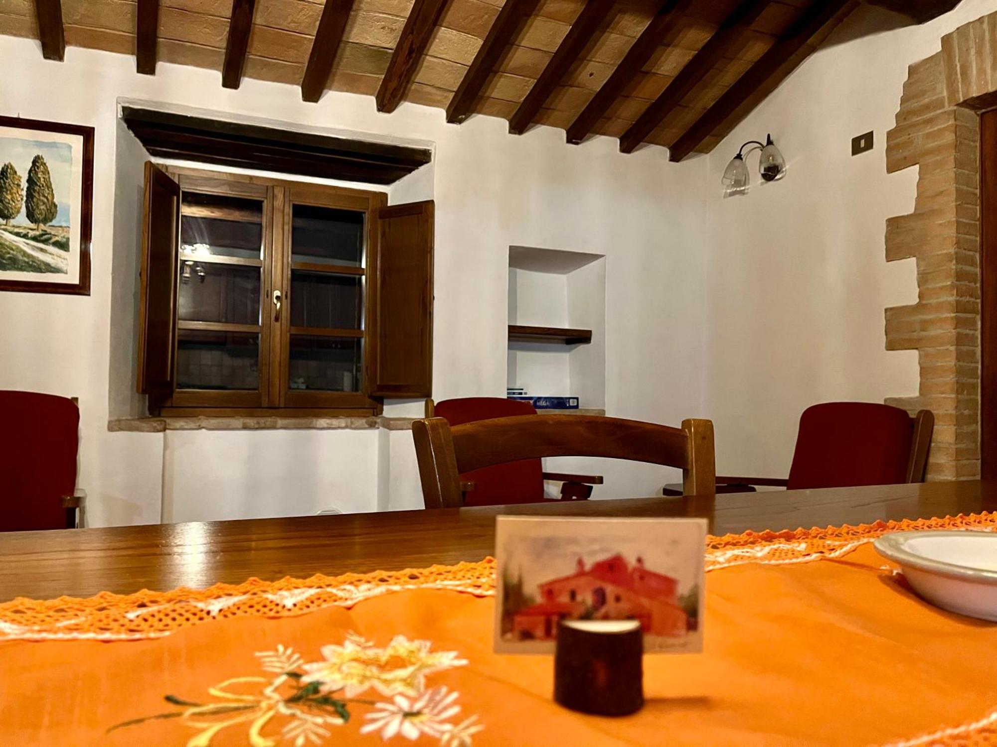 Agriturismo Le Querciole In Val D'Orcia Bagno Vignoni Δωμάτιο φωτογραφία